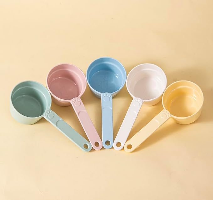 1/2 Cup Dog Food Scoop, Extra Long Handle Sturdy Melamine Pet Food Measuring Scoop with Clear Marking Lines, BPA-Free, Shatterproof, Dishwasher Safe (1, Blue, 1/2 Cup)
