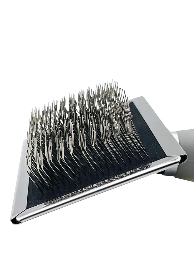 Warren London Gel Handle Slicker Brush for Dogs, Doodles & Long Coats