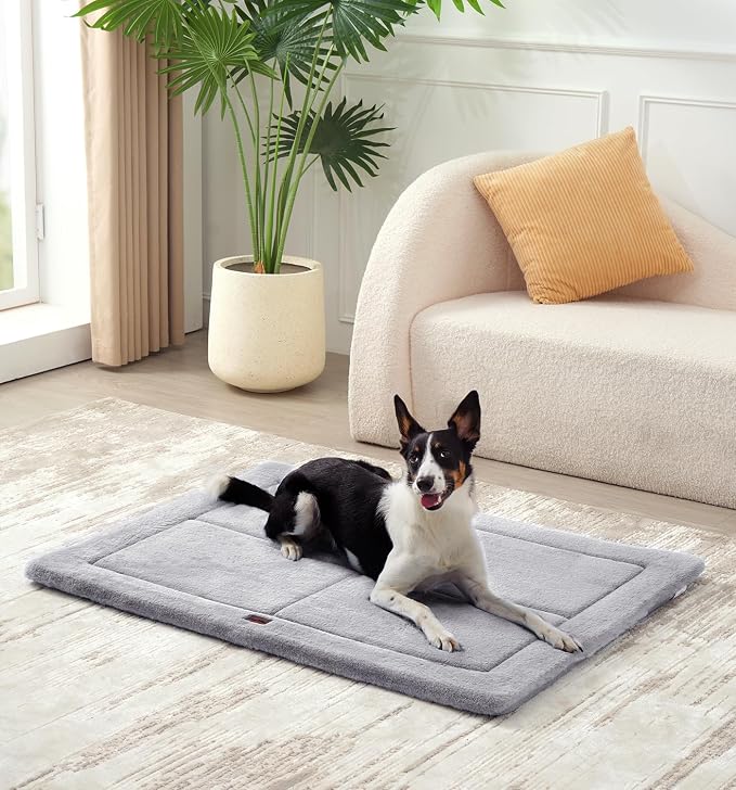 MADE 4 PETS Dog Crate Pad Washable Dog Bed for Medium Large Dogs, 35"x23" | Washable & Reversible, Anti-Slip Kennel Mat for Cozy Sleeping, Soft Fluffy Dog Bed for Indoor & Outdoor Use, Gray
