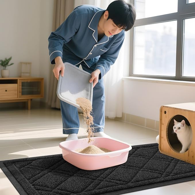Smiry Cat Litter Box Mat 30x17, Non-Slip Water Resistant Litter Trapping Mat, Easy Clean Less Waste and Urine-Locking Cat Carpet for Indoor, Black