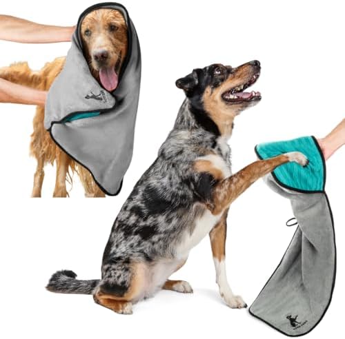Microfiber Dog Towel & Paw Cleaner – Super Absorbent for Drying Dogs Large, Medium & Small, Quick Dry Pet Towels with Hand Pockets, Soft & Durable Puppy Towel, Machine Washable, Hanging Loop (Medium)