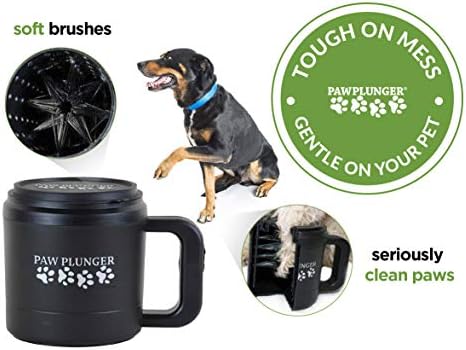 Paw Plunger – Dog Paw Cleaner - Dog and Puppy Essentials - Portable Dirty Paw Washer - Ideal for Medium Dogs - Black