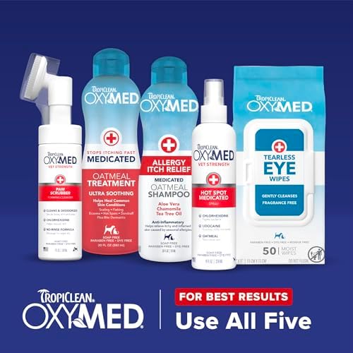 TropiClean OxyMed Dog Eye Wipes, Tear Stain Remover for Dogs, 50ct