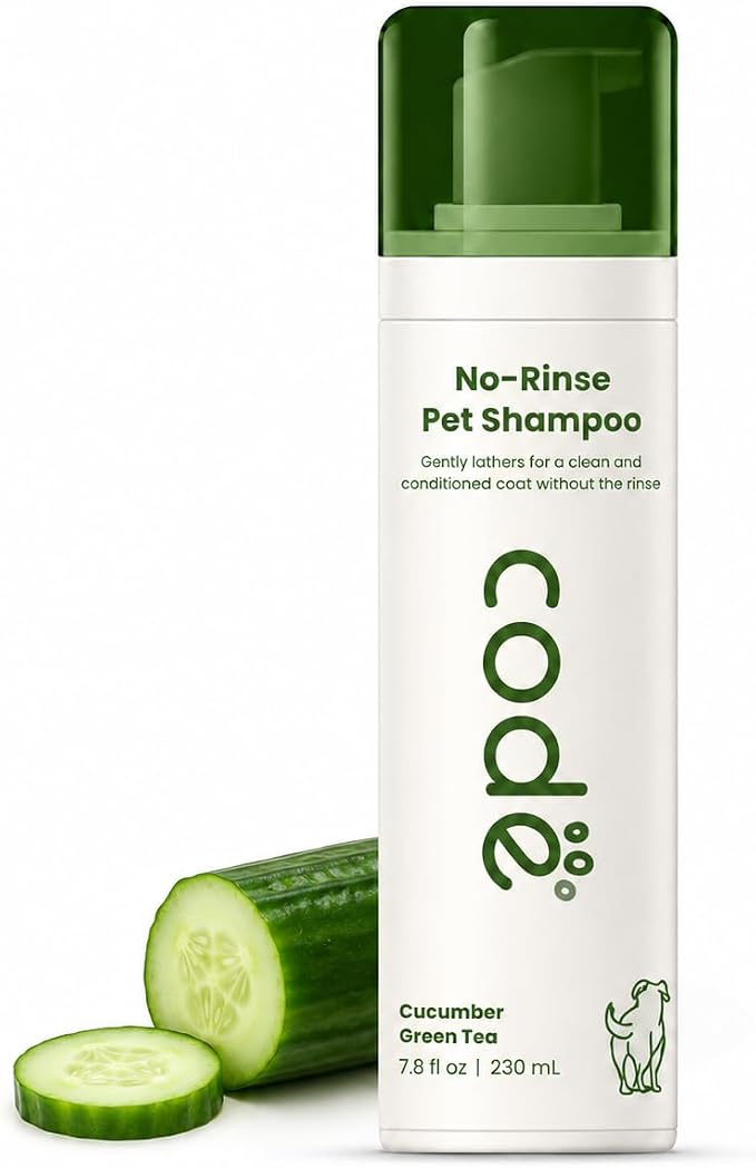No-Rinse Pet Shampoo Foam, Waterless Dog Shampoo with Oatmeal, Aloe & Chamomile, Dog Shampoo Sensitive Skin, Hypoallergenic Dry Shampoo for Dogs, Cucumber Green Tea Scent, 7.8 fl oz
