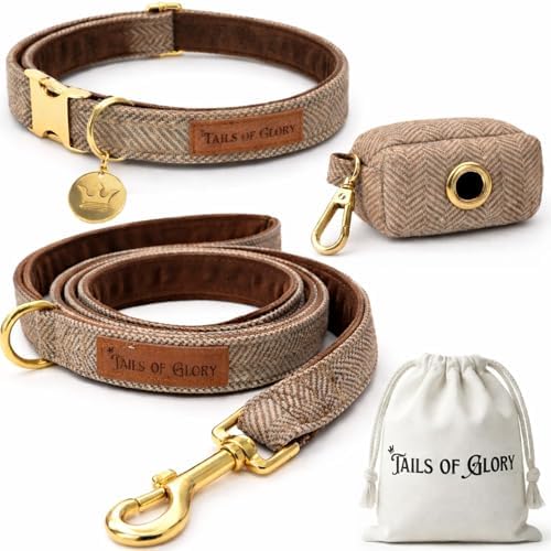 – Luxury 3-Piece Dog Walking Set – Adjustable Collar, 150 cm Leash, Poo Bag Holder – English Tweed & Soft Velvet – Elegant, Comfortable & Practical – 3 Colors