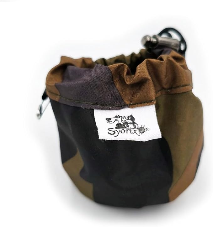 Small Dog Treat Pouch Puppy Training Bag with Carabiner Clip, Bait Bag