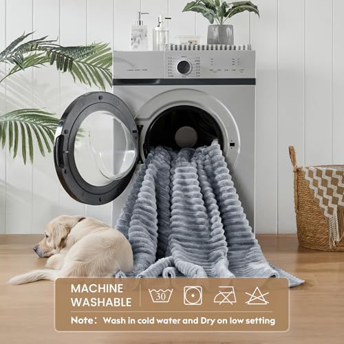 FunFurry Flannel Washable Pee Pad for Dogs - 4 Pack Reusable Dog Pee Pads, Puppy Pads, Fast Absorb Pet Playpen Mat with Non-Slip Back, Waterproof Puppy Training Pad. (Light Grey, 18" X 24")