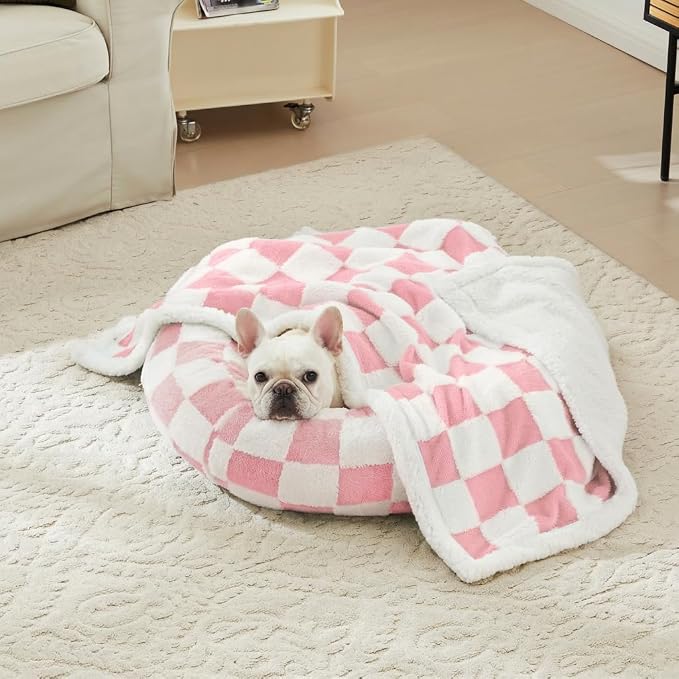 Ohocut Checkered Dog Blanket, Pink Jacquard Sherpa Blankets for Small Dog and Cats, Cute Girly Women Aesthetic Style Fluffy Fleece Pets Blanket for Couch Protection Washable, 30"x40"