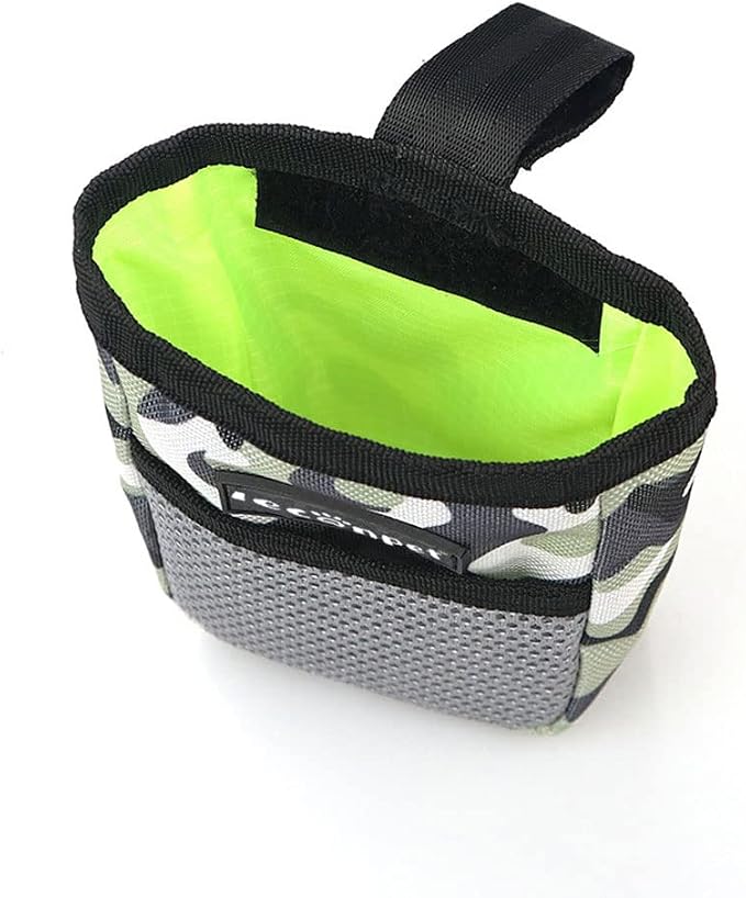 leconpet Dog Treat Pouch Portable Treat Pouch for Dog Training Easily Carries Perfect Food Snack Storage Holder for Puppy Training and Walking (Camo)