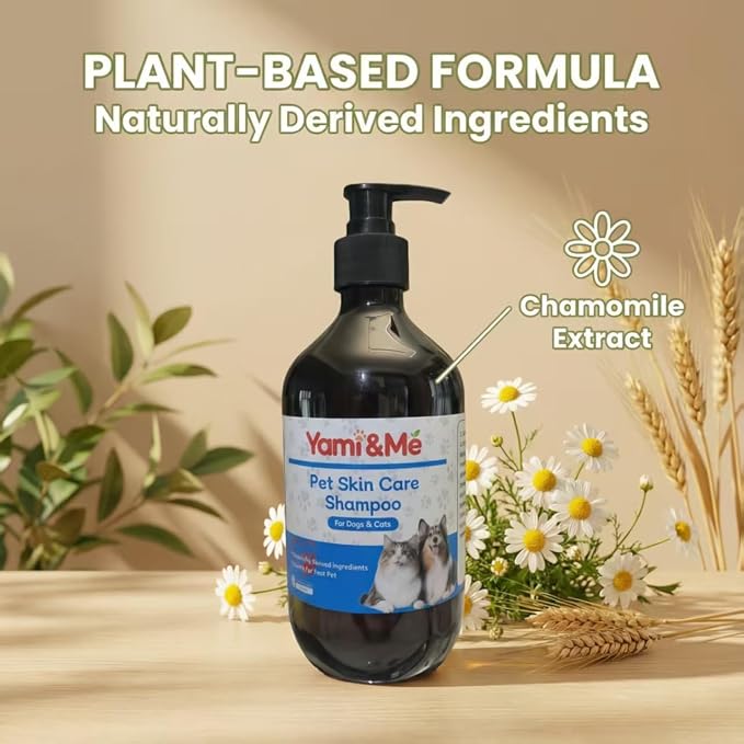 Yami&Me Pet Shampoo for Dogs & Cats – Gentle Skin Soothing Bath Cleanser with Aloe Vera & Oatmeal, Relieves Itchiness and Dry Skin (500ml / 16.9 fl oz)