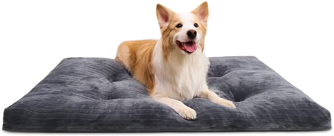 KSIIA Washable Dog Crate Bed Kennel Mat for Medium Dogs, 35 x 23 Inch, Grey | 3in thick soft PP filling,Elastic rebound,300gsm shed-proof flannel,Soft skin-friendly,Anti-slip bottom,Machine washable