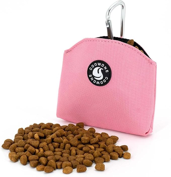 Dog Treat Pouch Magnetic Closure Small Dog Training Treat Pouch Pocket Sized Small Dog Treat Pouch with Clip (Pink)