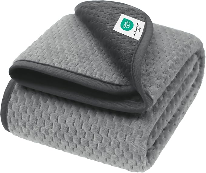 Luciphia Waterproof Blanket for Small Dog Cat Puppy Ultra-Soft & Calming Pet Throw Reversible Warm Fleece Durable Furniture Crate Couch Cover Protector Machine Washable Leakproof Grey, S (40''x28'')