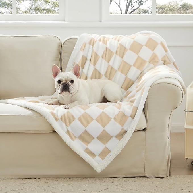Ohocut Checkered Dog Blanket, Beige Khaki Jacquard Sherpa Blankets for Small Dog and Cats, Cute Aesthetic Style Fluffy Fleece Pets Blanket for Couch Protection Washable, 40"x50"
