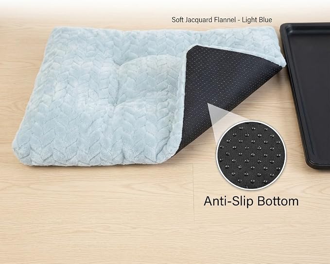 24 Inch Dog Crate Bed for Small Dogs, Washable Dog Crate Pad for Dog Cages, Soft Jacquard Flannel Kennel Mat with Anti-Slip Bottom, Fluffy Crate Mat for Puppies and Small Dogs,Washed Blue