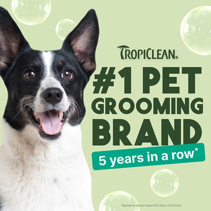 TropiClean Oatmeal Dog Shampoo for Itchy Skin Relief, Medicated,1 Gallon