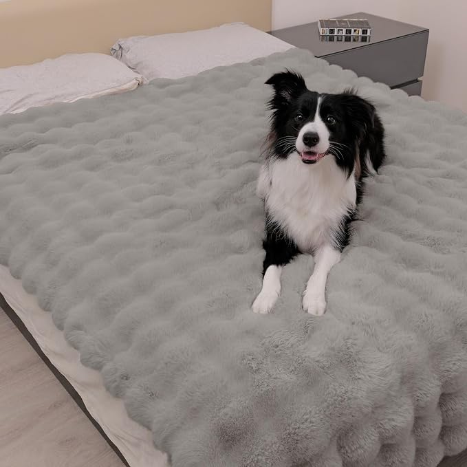 Paw Inspired Waterproof Dog Blanket, Soft Faux Fur Throw with Fur-Resistant Fleece, Washable Pet Blanket, Waterproof Protection for Couch, Bed, Furniture, Crate, Car (80x60, Gray)