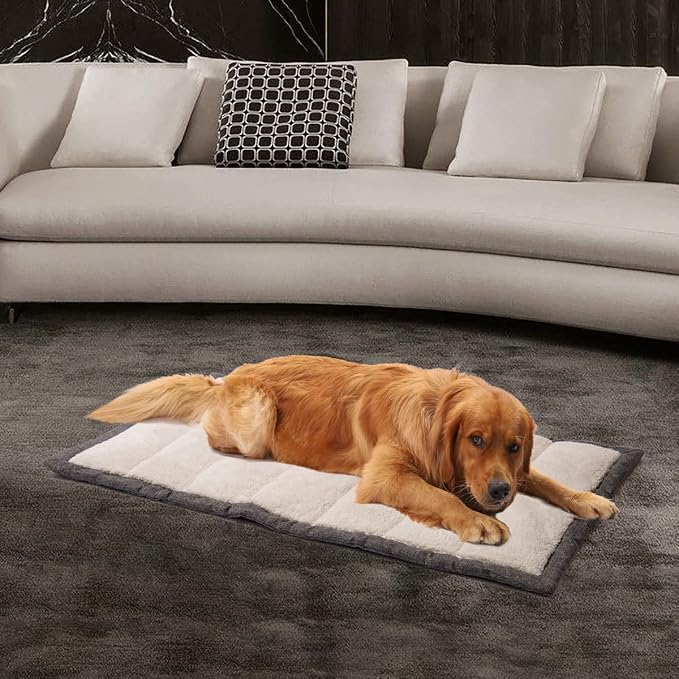 Outdoor Dog Bed, Portable Dog Travel Mat, Rollup Pet Camping Gear, Crate Pad with Carry Handles for Large Dogs, Super Soft, Machine Washable, 42 * 28” Grey
