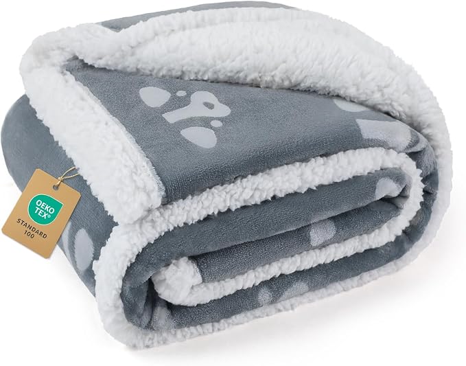 Luciphia Waterproof Pet Blankets for Couch Sofa Bed Cover Cat Liquid Pee Proof Washable Soft Fluffy Large Dog Blanket Reversible Furniture Protection Puppy Grey Bone Thicken Small（40" x 28"）