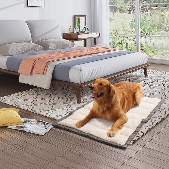 Outdoor Dog Bed, Portable Dog Travel Mat, Rollup Pet Camping Gear, Crate Pad with Carry Handles for Large Dogs, Super Soft, Machine Washable, 42 * 28” Grey