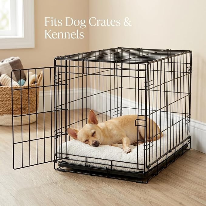 Small Dog Bed for Crate,22 Inch Washable Dog Crate Pad for Dog Cages,Soft Jacquard Flannel Puppy Kennel Bed with Anti-Slip Bottom,Fluffy Dog Mat for Small Dogs,White