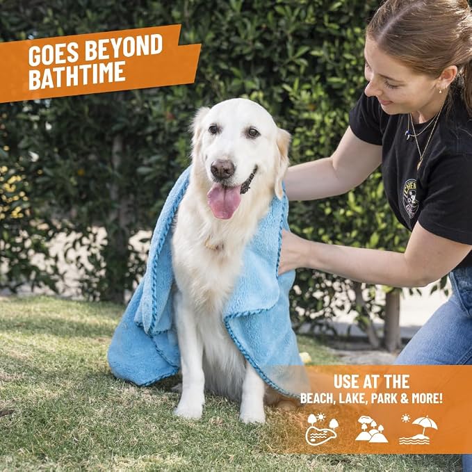 Chemical Guys Furrocious Super Absorbent, Ultra Soft Microfiber Pet Towel for Drying & Grooming Dogs, Cats & More, Blue (25 inches x 36 inches) PCS1996 - Pet Blanket, Pet Bed Topper