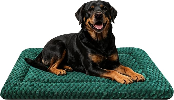 Dog Bed Mat - Dog Crate Pad - Reversible Mat for Pet Comfort - Soft Bed Crate Pads for All Seasons - Durable, Machine Washable Mat for Crates, Travel, and Home (Dark Green, 35" L*23" W*1.5" Th)