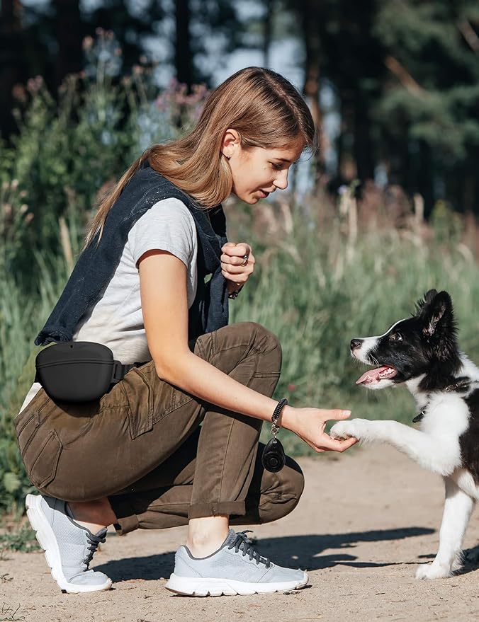 heouvo 1.67 Cup Magnetic Dog Treat Pouch with Training Clicker (Black) | Magnetic Closure, Silicone Bag with Waist Belt for Pet Training & Walking, Easy One-hand Treat Access