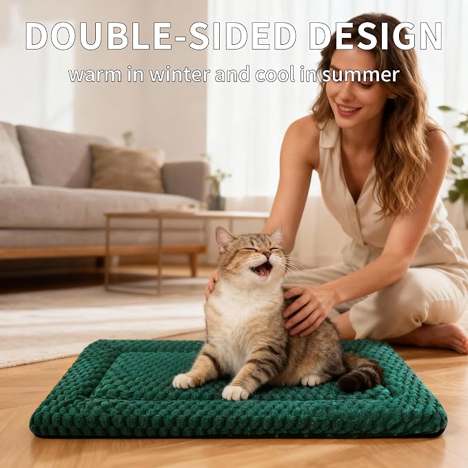 Dog Bed Mat,Reversible & Ultra Soft Kennel Pad-Machine Washable Pet Bed for Dogs & Cats-All-Weather Crate Liner for Crates,Carriers & Travel (Dark Green, 18" L x 14" W x 1.5" Th)