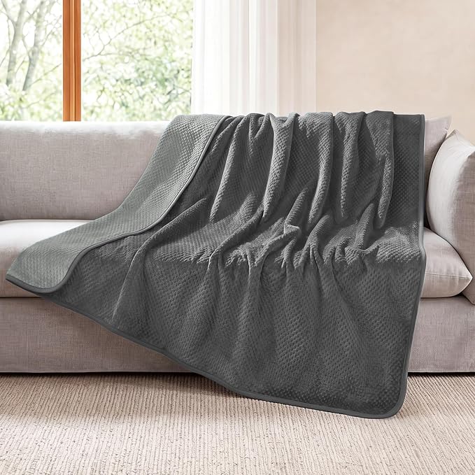 Luciphia Waterproof Blanket for Large Dog Ultra-Soft & Calming Pet Throw Reversible Warm Fleece Durable Furniture Crate Couch Bed Cover Protector Machine Washable Leakproof Grey L (65''x57'')