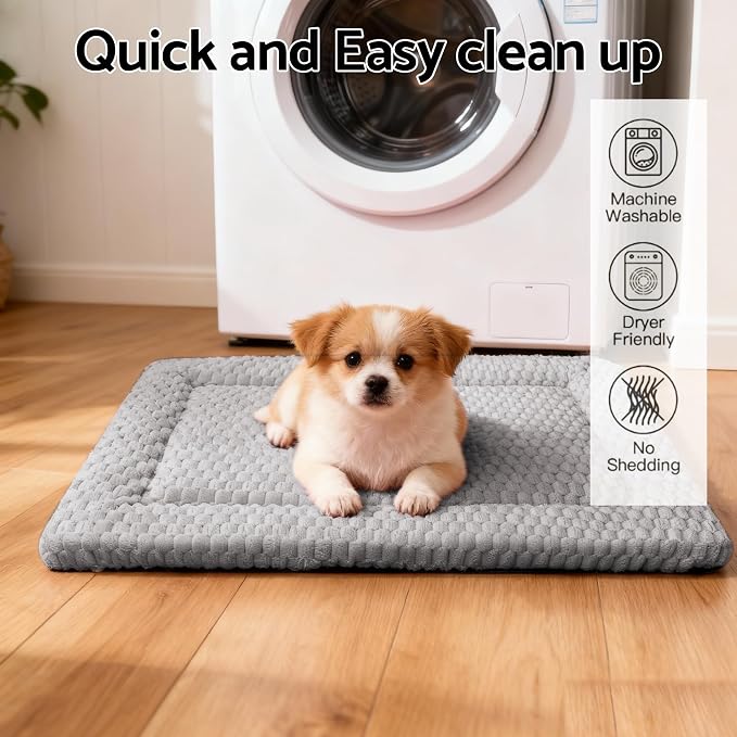 Dog Bed Mat - Dog Crate Pad - Reversible Mat for Pet Comfort - Soft Bed Crate Pads for All Seasons - Durable, Machine Washable Mat for Crates, Travel, and Home (Light Gray, 24" L*18" W*1.5" Th)