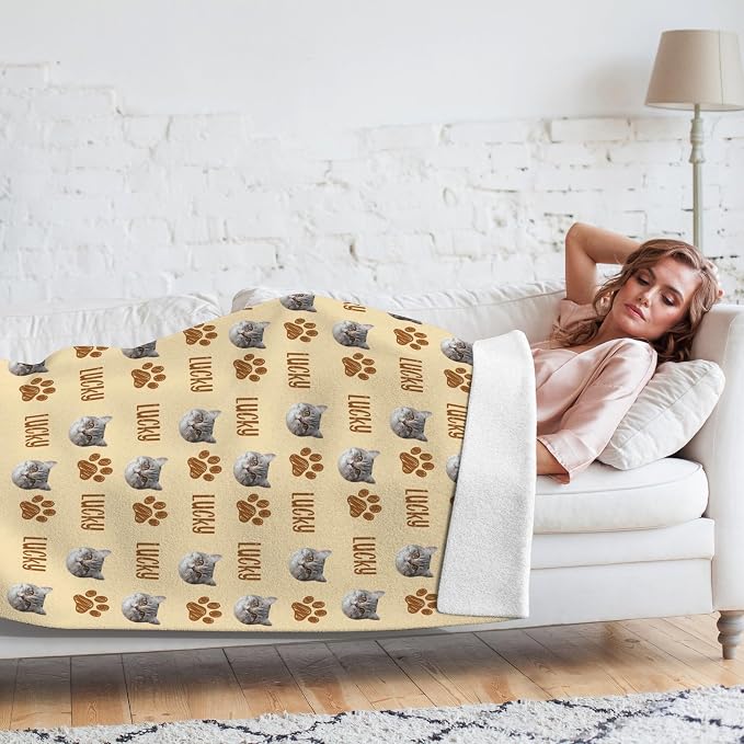 Custom Throw Blanket with Cat Face & Name Personalized Soft Fleece Funny Photo Blanket Multi Size Customized Throws for Couch Bed Sofa Gifts for Cat Dad Mom Pet Lovers