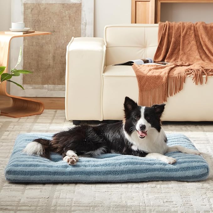 FURTIME Washable Dog Bed Medium Size Dogs, Deluxe Dog Crate Beds | Comfy Fluffy Kennel Pad Anti-Slip Pet Sleeping Mat, Machine Washable Dogs Pillow, 29"x21"x3", Blue