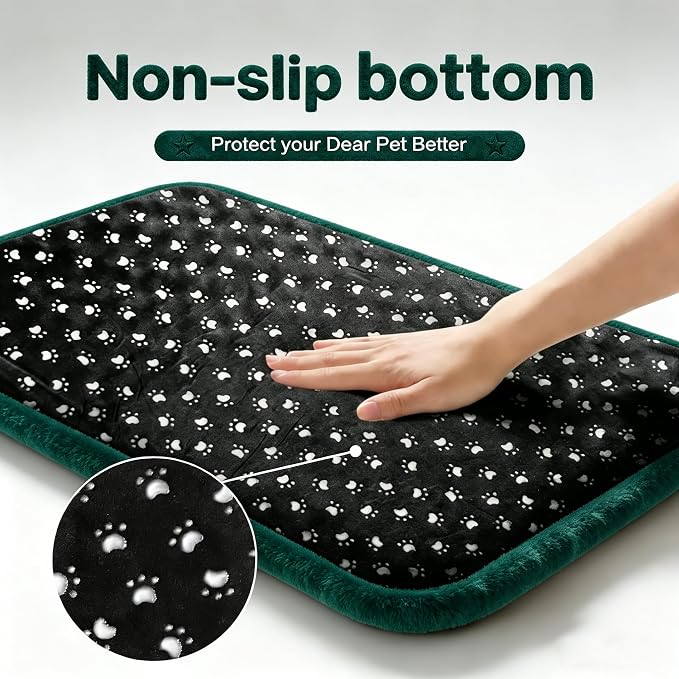 Dog Bed Mat, Reversible Crate Pad & Cute Dog Bed - Machine Washable Kennel Mat with Ultra Soft (Big&Small Stars Green, 18" L x 14" W x 1.5" Th)