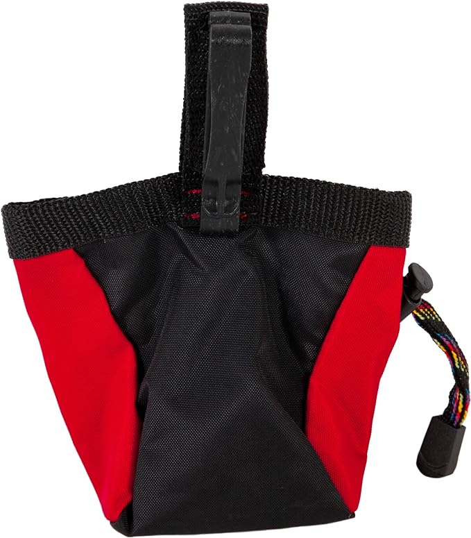 Chuckit! Treat Tote Dog Treat Pouch for Puppy Training, 1 Cup | Convenient Treat Pouch for Puppy Training With 1 Cup Capacity, Available in Assorted Colors for On-the-Go Rewards