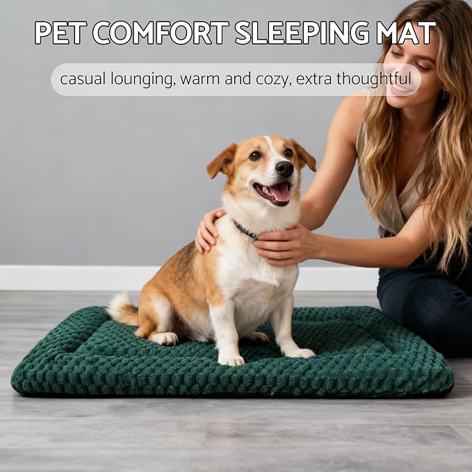 Dog Bed Mat - Dog Crate Pad - Reversible Mat for Pet Comfort - Soft Bed Crate Pads for All Seasons - Durable, Machine Washable Mat for Crates, Travel, and Home (Dark Green, 30" L*20" W*1.5" Th)