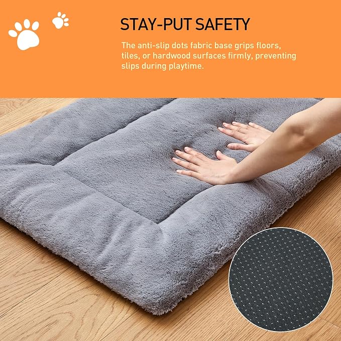 Washable Dog Crate Bed Mat for Medium/Large Dogs – All-Season Comfort with Ultra-Soft Flannel & Heavy-Duty Support (Gray, 30''L*19''W)