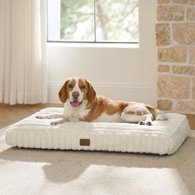 Bedsure ComfyFleece™ Cute Dog Bed, Large Sized Dog Crate Pillow 35x22 Cream | Aesthetic Crate Bed for Balanced Support Cute Chopped Foam Pad with Removable Washable Cover Non-Slip Waterproof Cozy Pet Mat