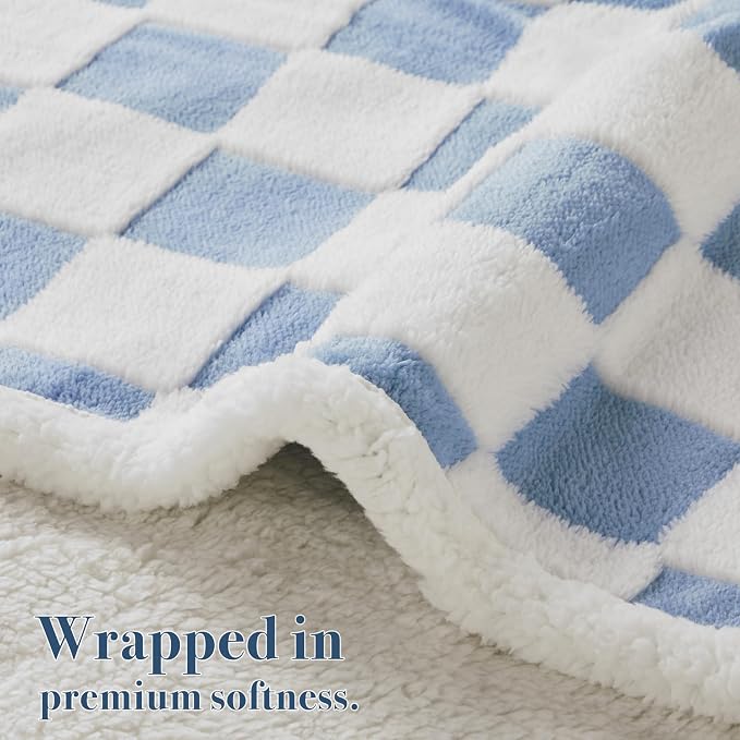 Ohocut Checkered Dog Blanket, Blue Jacquard Sherpa Blanket for Small Dog and Cats, Cute Aesthetic Style Fluffy Fleece Pets Blanket for Couch Protection Washable, 25"x35"