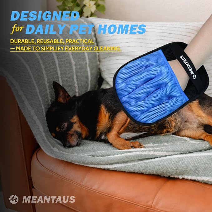 Reusable Electrostatic Pet Hair Removal Glove for Dogs & Cats with Self-Cleaning Pad - Works on Furniture, Clothing, Bedding & Car Seats