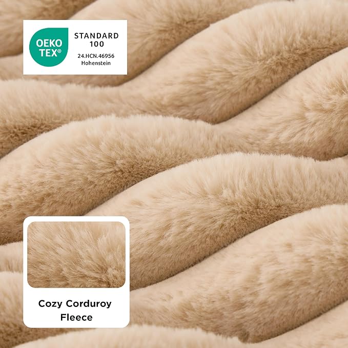 Bedsure ComfyFleece™ Dog Bed Large Sized Dog Crate Pillow 35x22 Sandy Beige | Aesthetic Crate Bed for Balanced Support Cute Chopped Foam Pad with Removable Washable Cover Non-Slip Waterproof Cozy Pet Mat