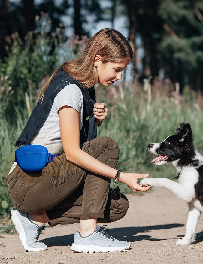 heouvo 1.67 Cup Dog Treat Pouch with Training Clicker (Blue) | Magnetic Closure, Silicone Bag with Waist Belt for Pet Training & Walking, Easy One-hand Treat Access