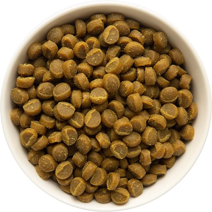 Zuke's Mini Naturals Dog Training Treats, Beef Recipe, 10 oz Pouch | Natural dog treats with real beef, only 2 calories each, soft and chewy bites, in a resealable pouch, made in the USA