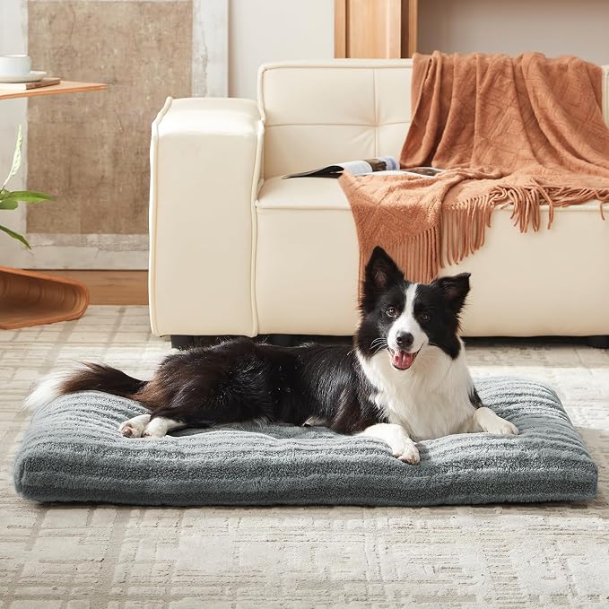 FURTIME Washable XL Dog Bed for Extra Large Dogs, Deluxe Dog Crate Beds | Comfy Fluffy Kennel Pad Anti-Slip Pet Sleeping Mat, Machine Washable Dogs Pillow, 40"x27"x3.5", Gray