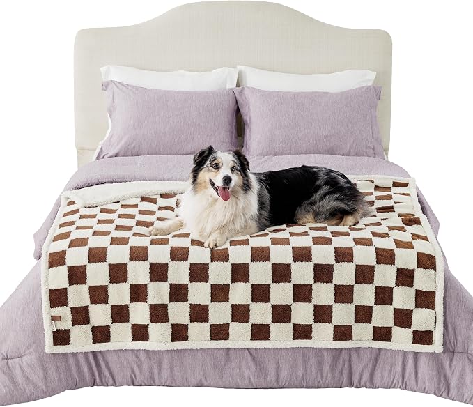 LE SURE Waterproof Dog Blanket for Large Dogs - Washable Double Sided Dog Blankets with Warm Jacquard Shag and Soft Sherpa Fleece, Pet Cat Blanket for Couch Protection, 3D Textured Checks, Brown