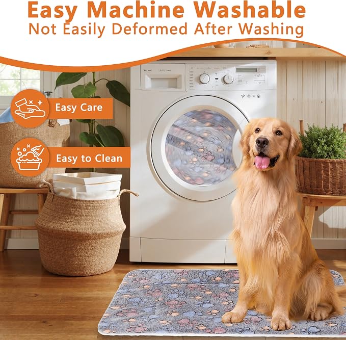 Small Pet Bed Mat, Soft Pad for Rabbits, Guinea Pigs & Hamsters, Cute Pattern, Durable & Machine Washable, Pet Pad for Tiny Animals (Gray Paw, Small)