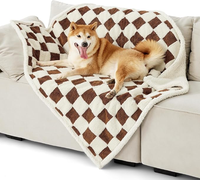 LE SURE Waterproof Dog Blanket for Large Dogs - Washable Double Sided Dog Blankets with Warm Jacquard Shag and Soft Sherpa Fleece, Pet Cat Blanket for Couch Protection, 3D Textured Checks, Brown